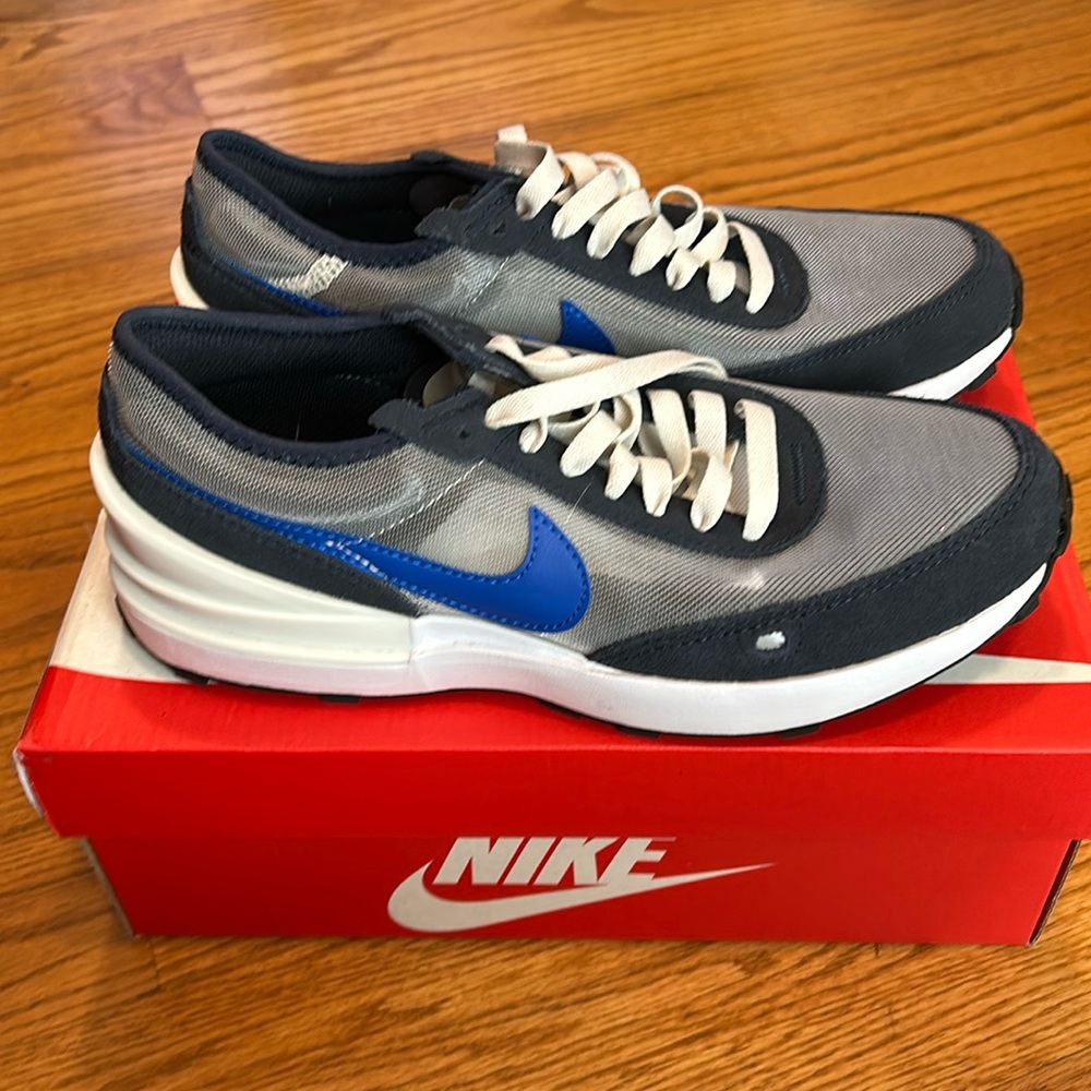 Nike Waffle One. Blue/grey size 6Y. Fits 8.5 women’s. Practically brand new